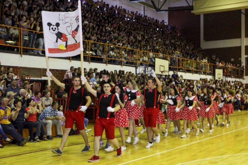 Ivanečki maturanti u utorak priređuju svoj tradicionalni plesni spektakl