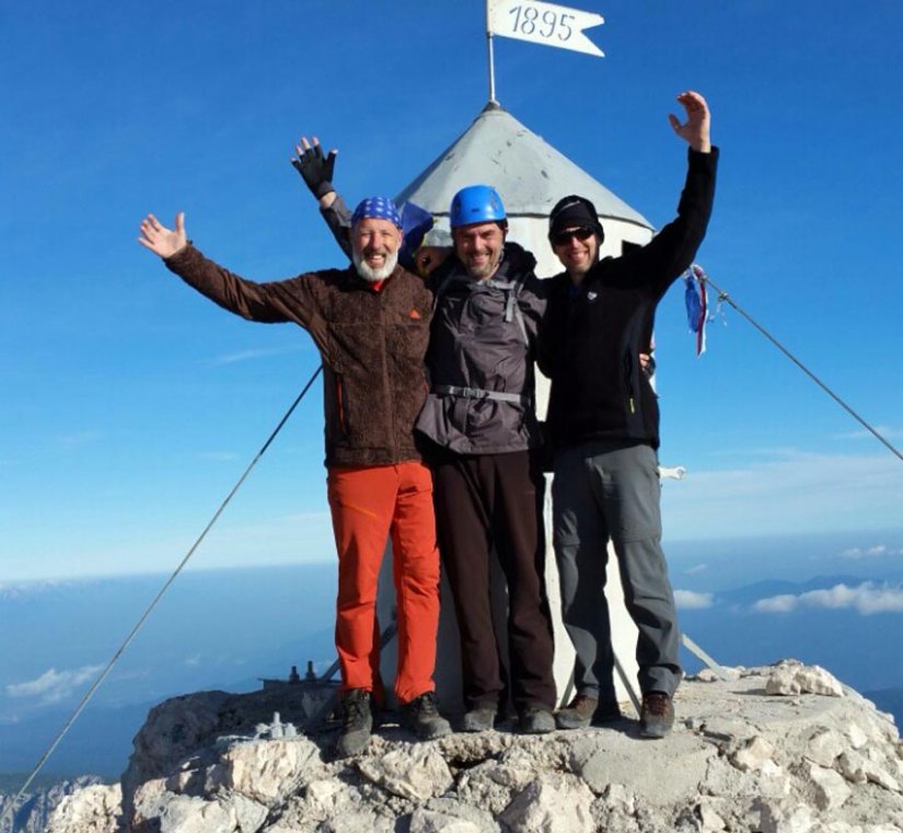 FOTO: Trojica varaždinskih planinara osvojila najviši vrh Slovenije Triglav