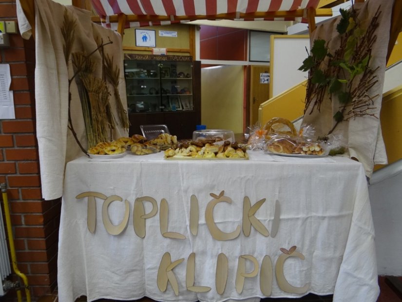 FOTO: Dani kruha i zahvalnosti za plodove zemlje u OŠ u Varaždinskim Toplicama