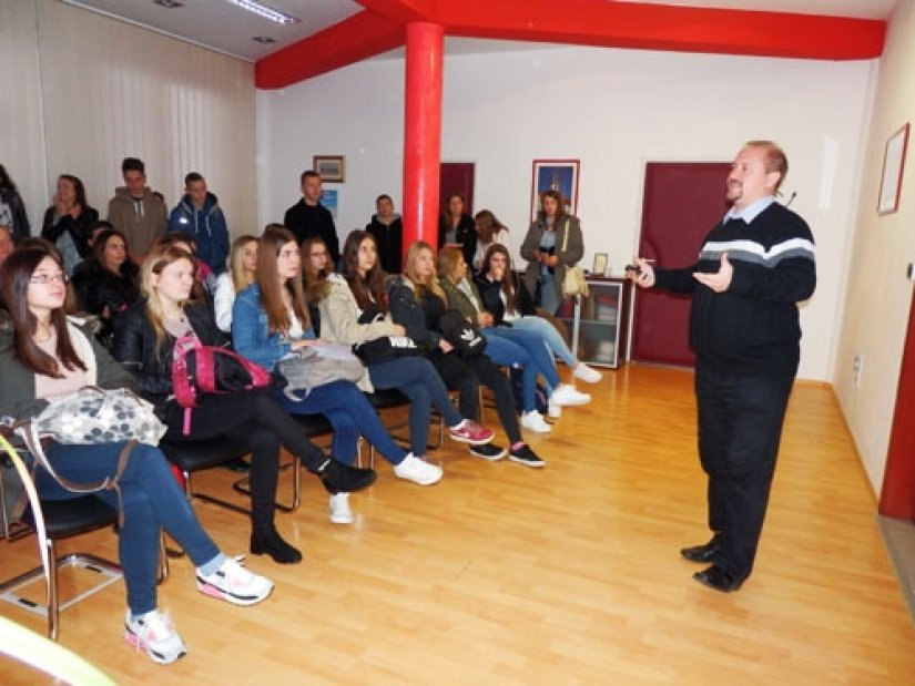 Slobodnu zonu Varaždin posjetili srednjoškolci iz Vrbovca