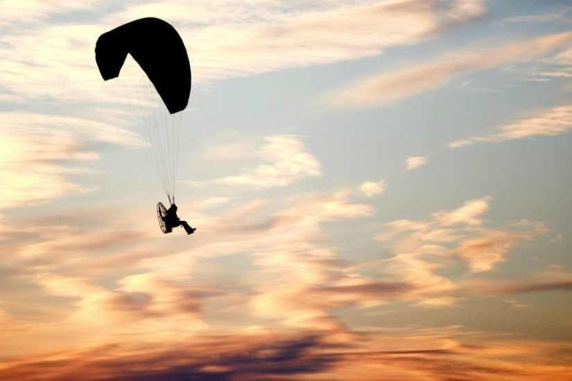 FOTO Nepoznati avanturist motornim paraglajderom oblijetao varaždinske Grabanice