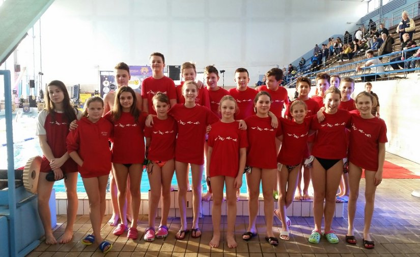 Članovi varaždinskog Plivačkog kluba Barok, koji su nastupili na mini GP Medo u Zagrebu