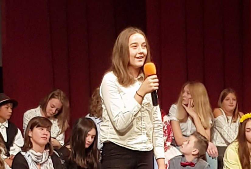 Ana Pintarić iz OŠ Sveti Ilija osvojila prvu nagradu na Smotri dječjeg kajkavskog pjesništva
