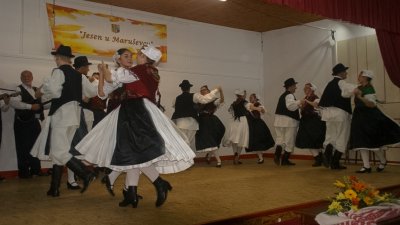 Preko 50 članova KUD-a Klaruš nastupilo na Jeseni u Maruševcu