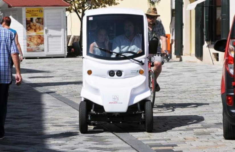 Gradonačelnik Ivan Čehok poznat je po svom električnom autu