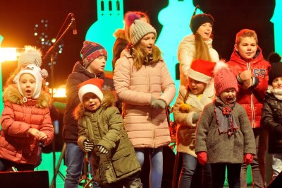 FOTO Raspjevani Štigleci na Kapucinskom trgu u sklopu Adventa u Varaždinu