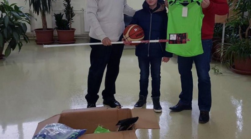 Grad Lepoglava donirao sportsku opremu učenicima OŠ „Ante Starčevića“ iz Lepoglave.