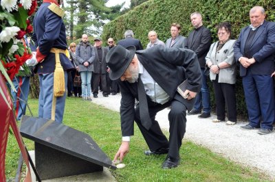 FOTO Jom hašoa, dan sjećanja na žrtve Holokausta, obilježen na Židovskom groblju