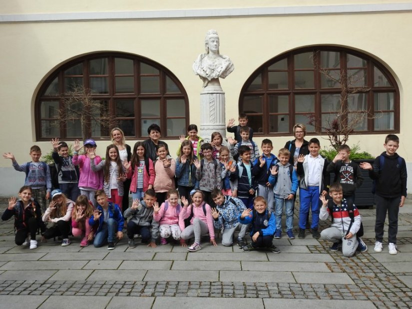 Učenici Sedme Osnovne škole Varaždin posjetili su Županijsku palaču