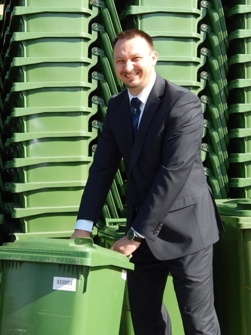 Novi Marof u nabavci spremnika za odvojeno prikupljanje otpada