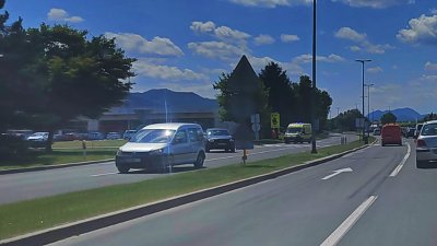 Prometna nesreća u Ivancu, nastradao vozač mopeda...