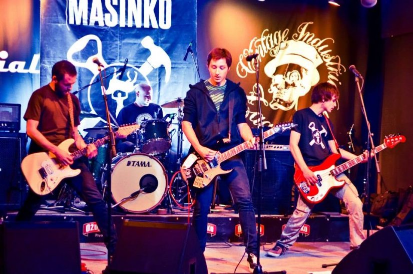 VIDEO: Varaždinski punk bend Fajrunt predgrupa Hladnom pivu