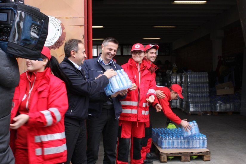 Grad Ludbreg donirao 4 tisuće bočica vode za izbjeglice