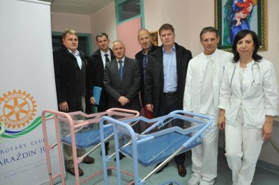 Rotary donirao ginekologiju - Stigli suvremeni krevetići za novorođenčad