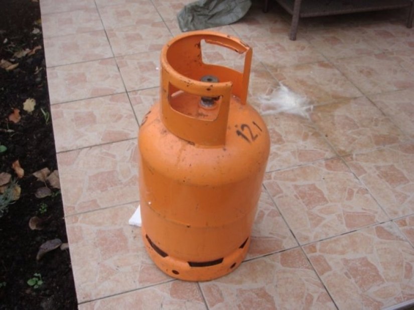 Eksplozija plinske boce u kući u Hrastovskom