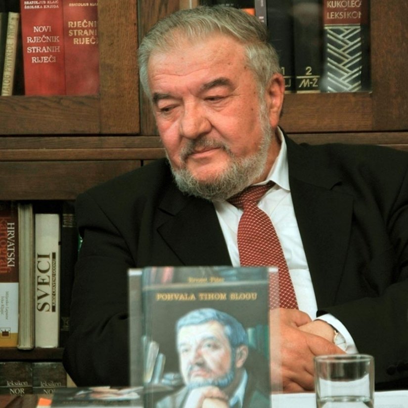 Nagrada "Dragutin Tadijanović" pjesniku je uručena 4. studenoga