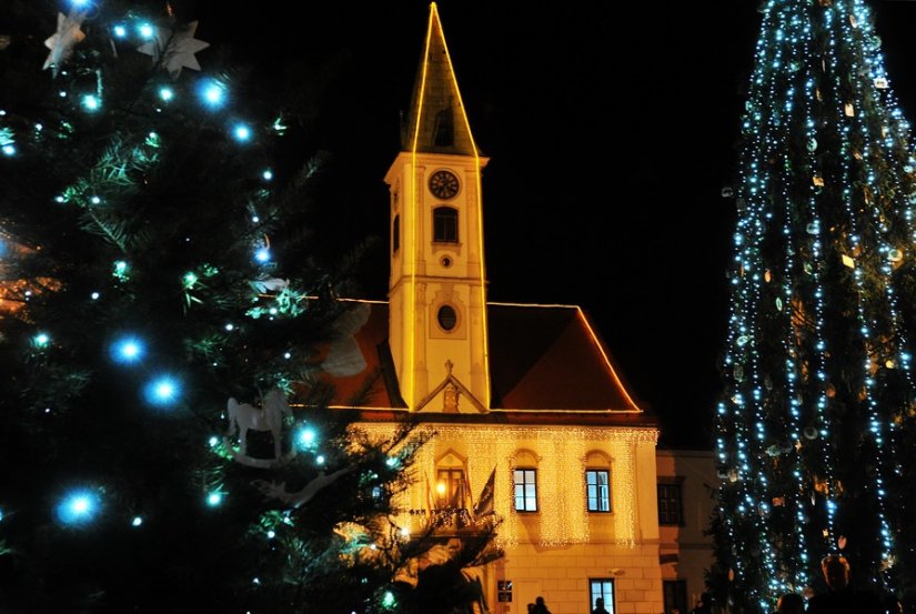 FOTO: Varaždin zakoračio u adventsku čaroliju