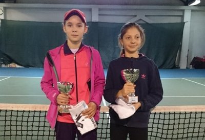 Lara Hraščanec (lijevo) osvojila drugo mjesto na turniru u Zagrebu