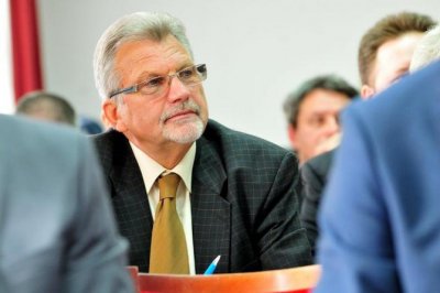 HDZ-ov vijećnik Zdravko Golub na sjednici Odbora za financije i proračun podržao je prijedlog proračuna