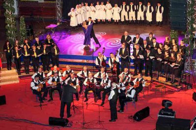 FOTO: Ivanečki KUD-ovi Božićnim koncertom oduševili prepunu dvoranu
