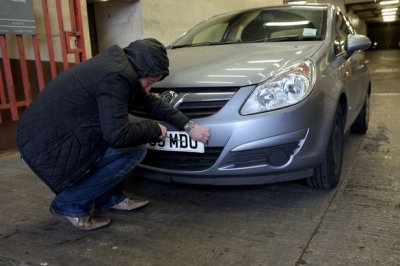 Ljubešćica: Uhvaćen s nepripadajućim tablicama na Renaultu