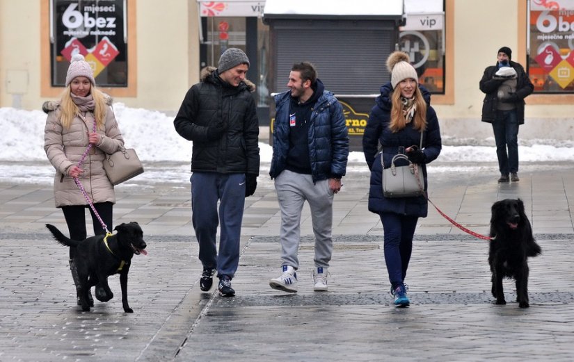 FOTO: Varaždinski špancirung u predahu između snijega i kiše