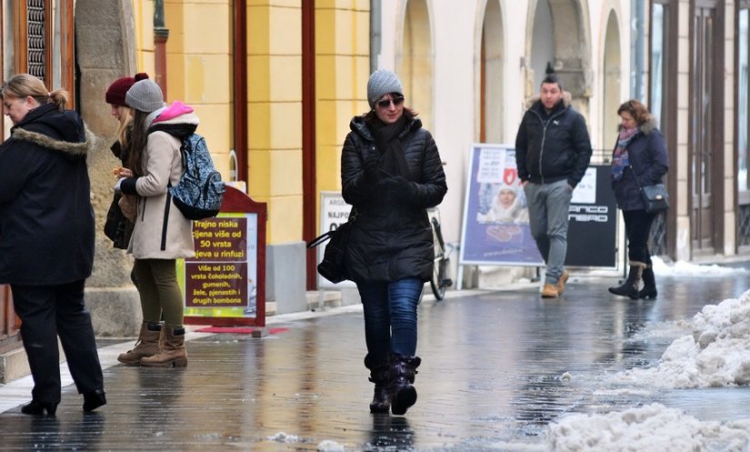 Južina i natprosječna toplina tope snijeg, ponedjeljak još topliji