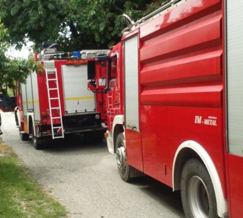 Članovi JVP Varaždin gasili požar u lakirnici tvrtke Kostwein