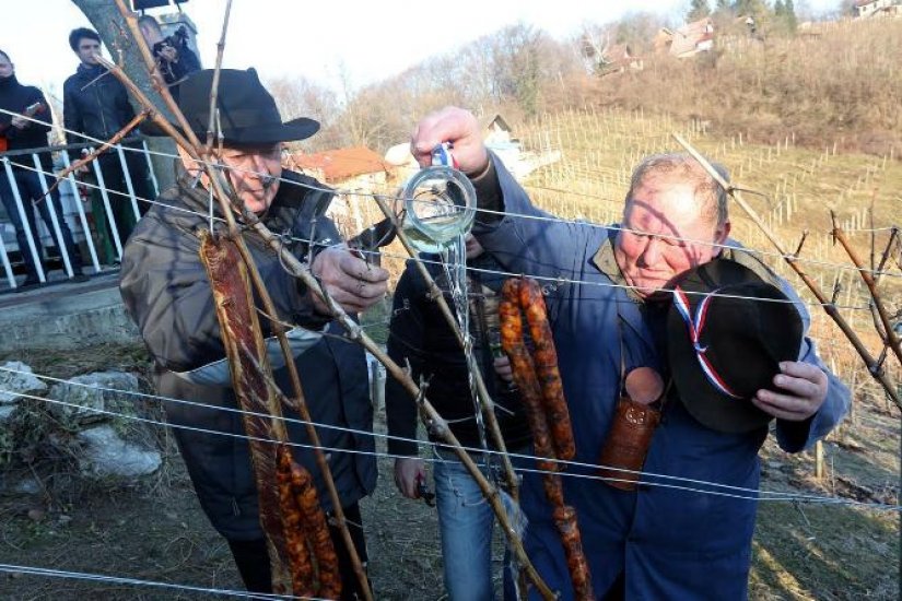 FOTO: Vinički vinogradari Vincekovo proslavili kod domaćina na Falinić Bregu