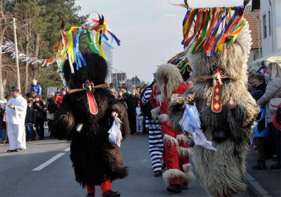 FOTO/VIDEO: Više od tisuću maškara na Međunarodnom srakarskom fašniku