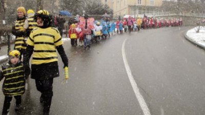 „Toplički fašnjak“: Oprezno u prometu zbog fašničke povorke