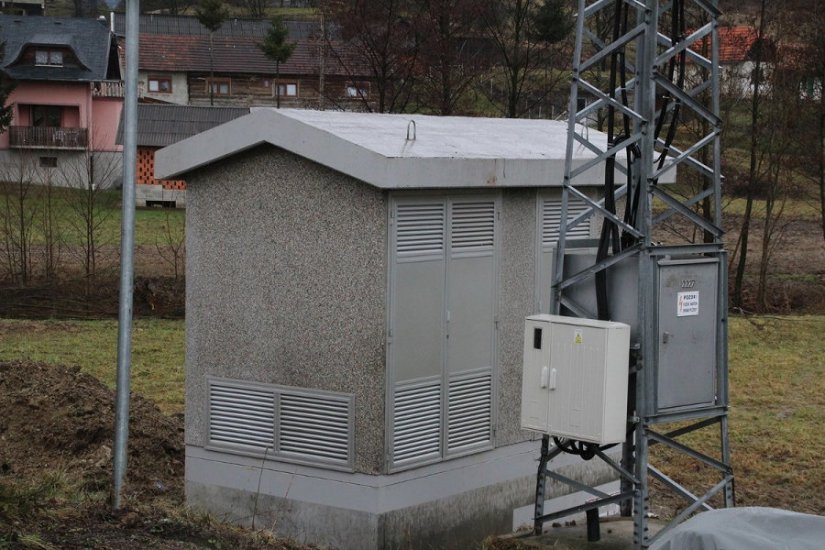 Postavljene tri nove trafostanice u Zlogonju