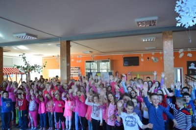 Ludbreški osnovnoškolci zajedno s gradonačelnikom Bilićem obilježili Pink Shirt Day