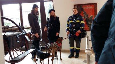FOTO: Osim u šetnju, svog psa možete izvesti i u Muzej vatrogastva