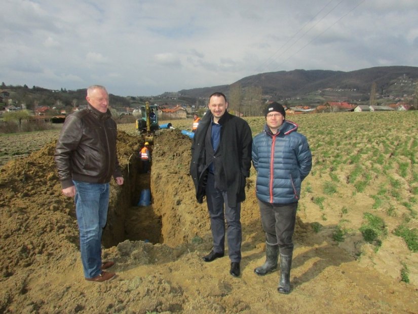 FOTO: Rekonstrukcija transportnog vodoopskrbnog cjevovoda u Novom Marofu