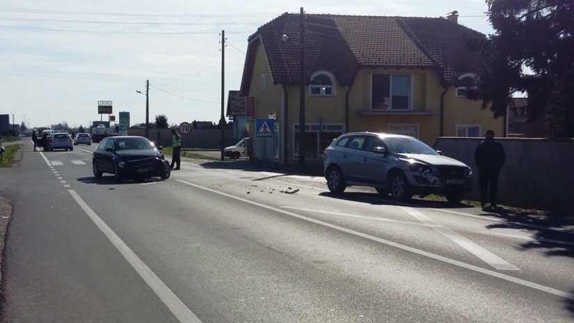 Sudar dva automobila u Trnovcu, nema ozlijeđenih