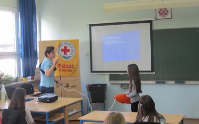 Varaždinski Crveni križ učenike informirao o opasnostima na vodi