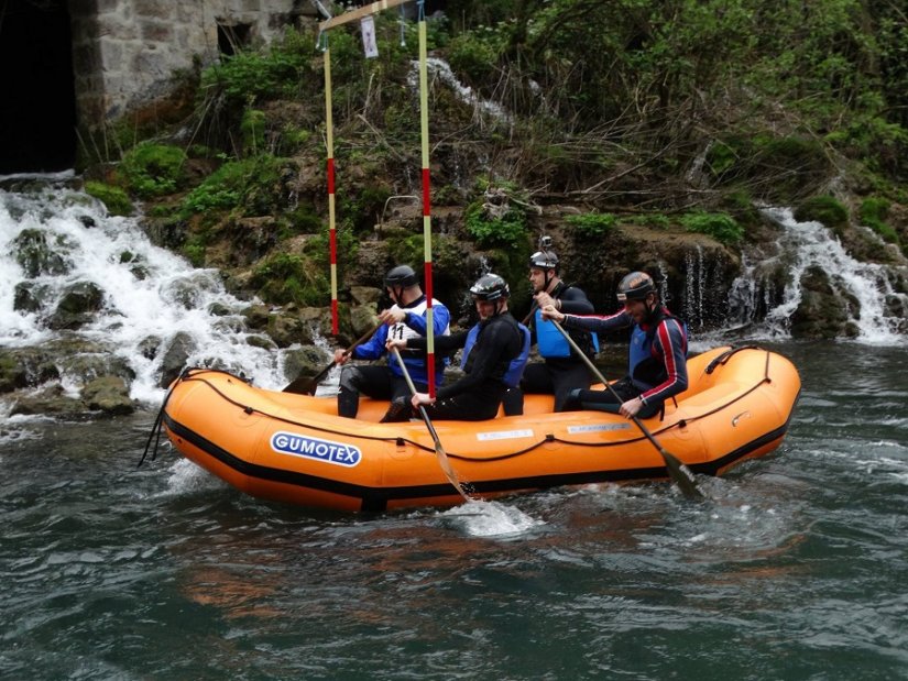 Muška ekipa rafting kluba Matis nastupila na RastRaft utrci u Rastokama