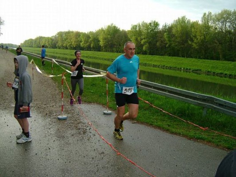 Na utrci od 2000 metara najbolje vrijeme su ostvarili Ivan Jakop i Marija Kosi