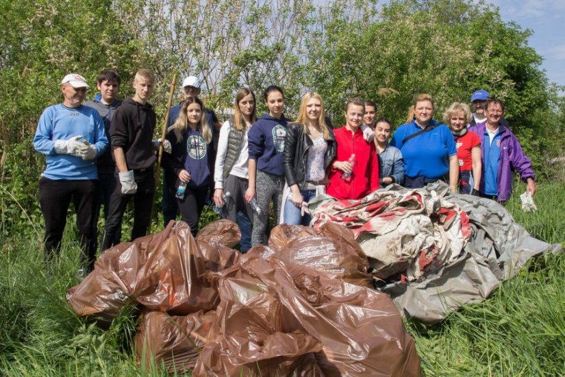 FOTO: U Brezju sakupili dva kamiona otpada, čistio i potpredsjednik Sabora