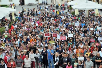 VIDEO,FOTO: Varaždinci ispunili Korzo i pridružili se inicijativi &quot;Hrvatska može bolje&quot;