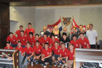 Učenici Druge gimnazije Varaždin su na nedavnom Europskom školskom nogometnom prvenstvu osvojili četvrto mjesto