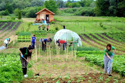 Članovi Udruge udomitelja &quot;Nada&quot; na UNICEF-ovom team buildingu