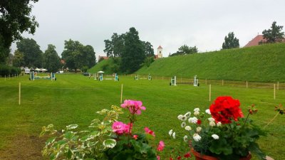 Konjički klub Varaždin 95 domaćin turnira u preponskom jahanju