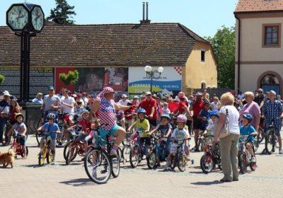 Biciklijada, novinarski kotlić i Youth Summer Festival u Ludbregu