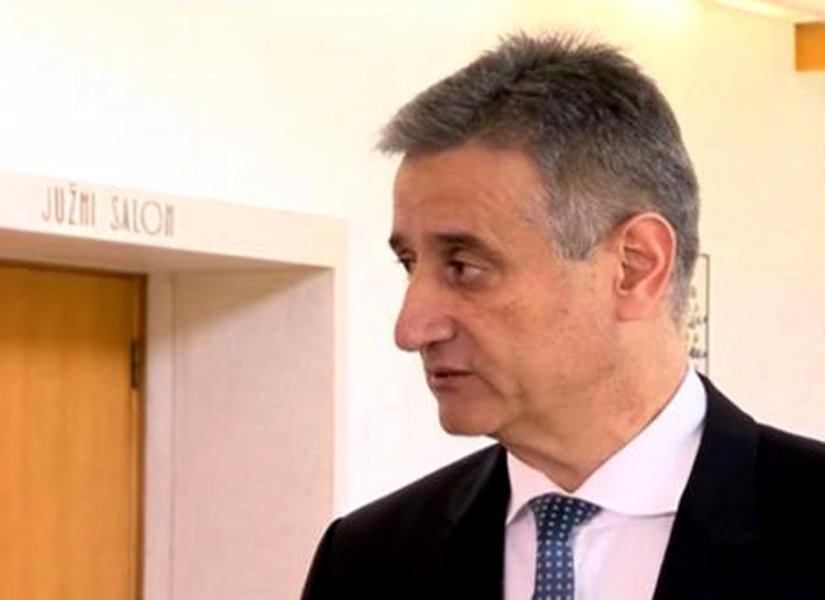 Devetero osnivača HDZ-a: Karamarko, odlazi!