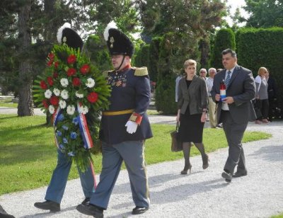 FOTO: Položeni vijenci uoči Dana antifašističke borbe