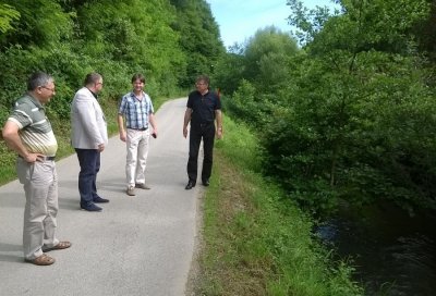 Tijekom srpnja uređenje obala potoka Željeznice i bankine županijske ceste