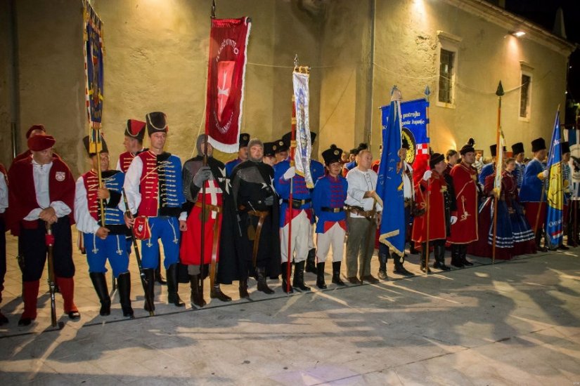 Ivanečki Vitezovi ivanovci na povijesnim manifestacijama u Bakru i Sloveniji