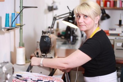 FOTO: Nedeljka Fišer napustila redovan posao i otvorila krojački obrt
